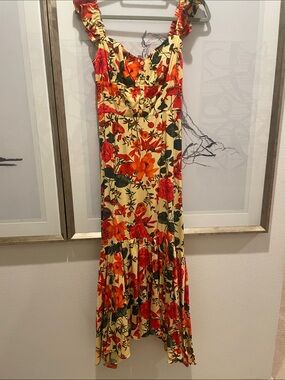 Chelsea28 Yellow Floral High-Low Midi Dress with Orange & Red Blooms